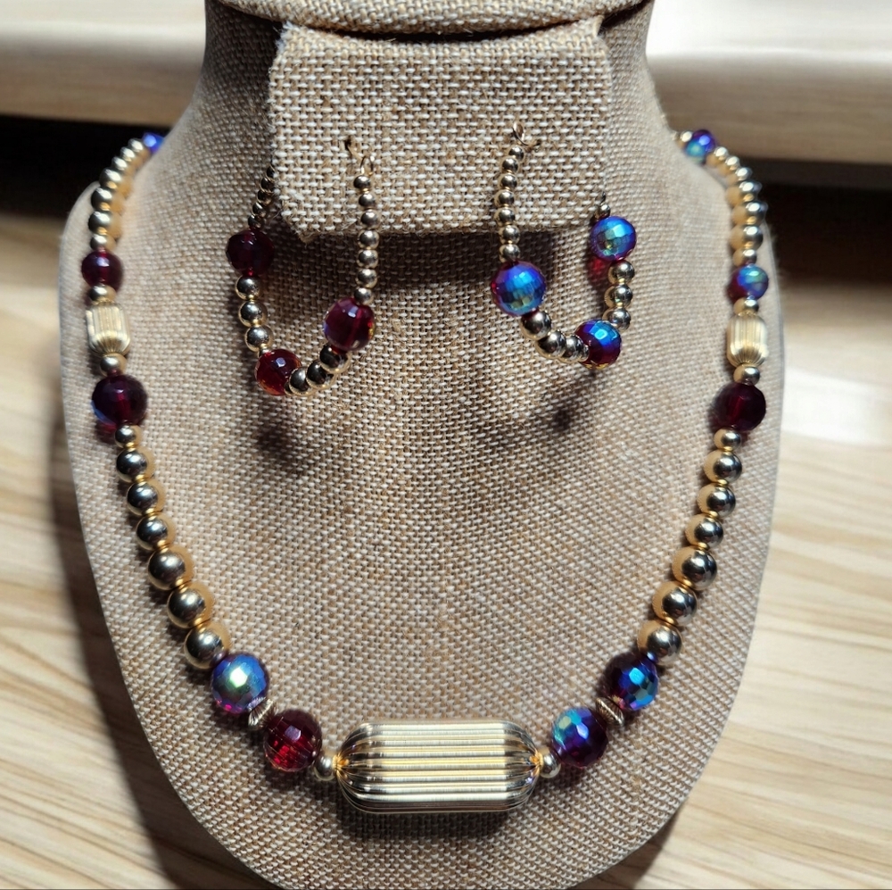 14kt Gold Filled Garnet Crystals 22" Beaded Necklace and Earrings Set